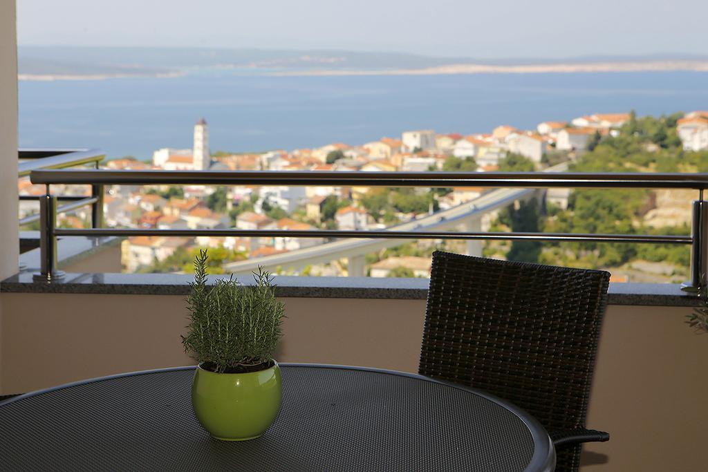 Apartments Villa San Antonio Crikvenica Buitenkant foto